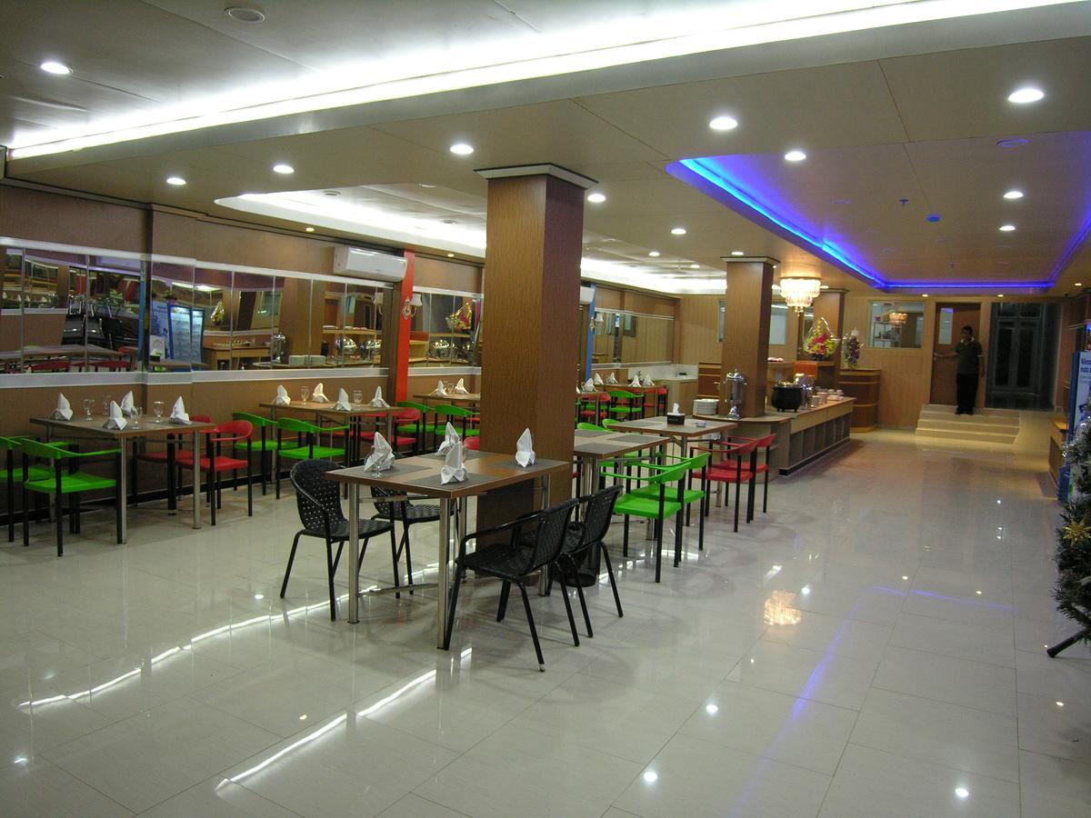 Hotel Delima Banjarmasin  Exterior photo